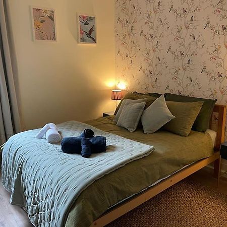 Ferienwohnung West London Stunning Garden Flat - Period Features Exterior foto