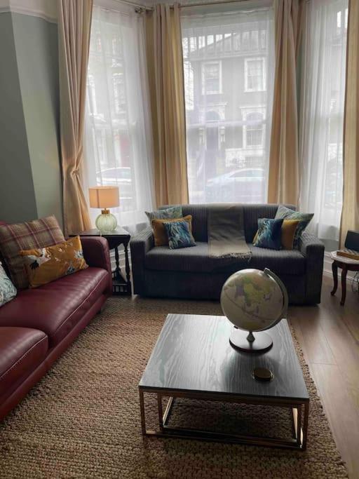 Ferienwohnung West London Stunning Garden Flat - Period Features Exterior foto